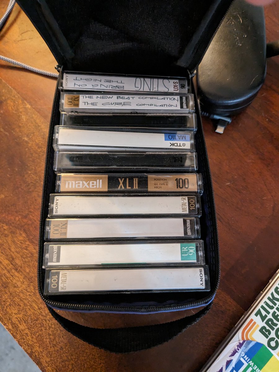 oldfatslow's tweet photo. I found stone tablets. https://t.co/s1HJbYmnr3