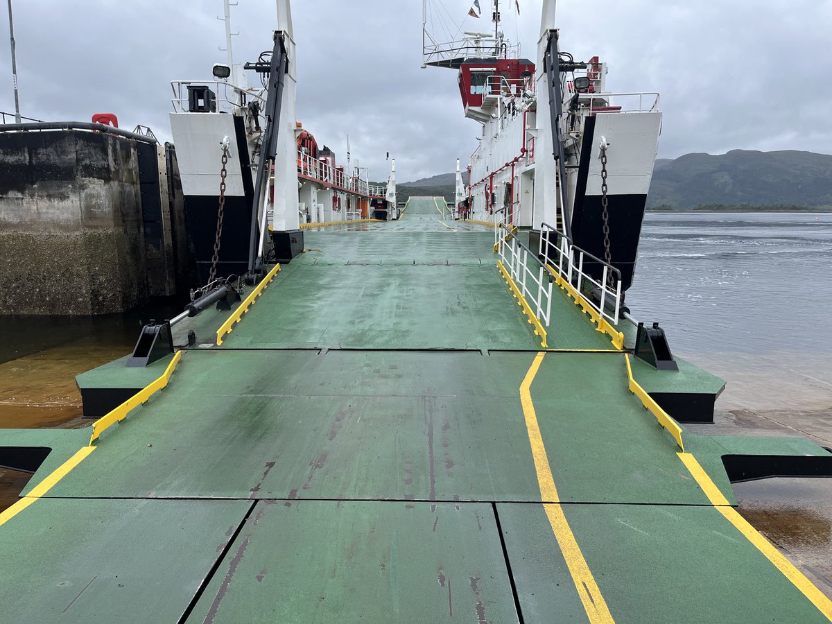 alanfdunlop's tweet photo. That’s the Cowal Peninsula for you folks..#Argyle #isleofbute #portbanatyne #colintraive #Kames #Tighnabruiach https://t.co/djAxQVj8Ez
