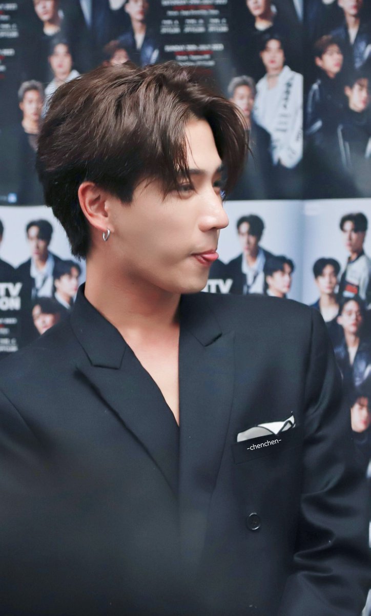 CHENCHENPPE's tweet photo. good morning🖤😛
@perthppe
#PerthTanapon #KDPPE
#MusiconxPerthD3
#GMMTVMUSICONDAY3
#GMMTVMUSICONxTOKYO https://t.co/Ph914mlkl4