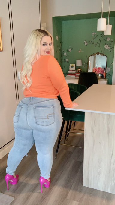 40% off https://t.co/MvQS6ktDYz https://t.co/fUFIjcSfkv