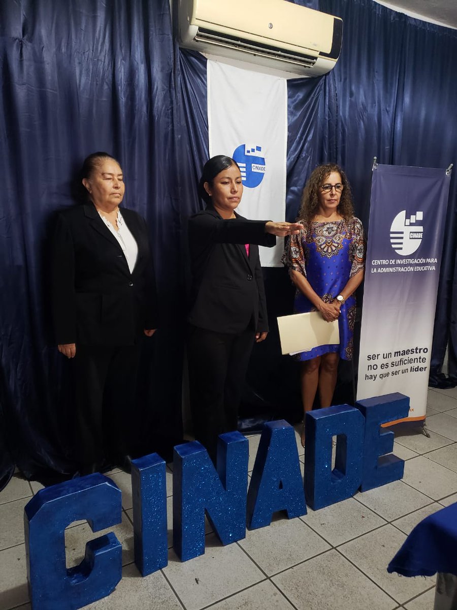 CinadeOficial's tweet photo. FELICIDADES!! C. NORMA ALICIA HERNÁNDEZ BAUTISTA, POR LA OBTENCIÓN DEL GRADO DE DOCTORADO EN GESTIÓN EDUCATIVA.
#CINADE MÁS DE 20 AÑOS FORMANDO LÍDERES
#SEDETAMAZUNCHALE https://t.co/SfNdWt93vR