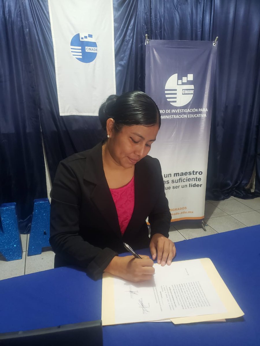 CinadeOficial's tweet photo. FELICIDADES!! C. NORMA ALICIA HERNÁNDEZ BAUTISTA, POR LA OBTENCIÓN DEL GRADO DE DOCTORADO EN GESTIÓN EDUCATIVA.
#CINADE MÁS DE 20 AÑOS FORMANDO LÍDERES
#SEDETAMAZUNCHALE https://t.co/SfNdWt93vR