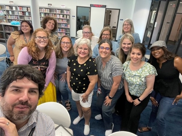 New Librarian Academy was a great time to Meet and Greet and lay the work out ahead of us! Lots of experience in this Class of Librarians! Thank you to FWISD Library Crew for jumping in virtually to say Hi and Welcome! Melida Isern, thx for hosting us in your wonderful Library!