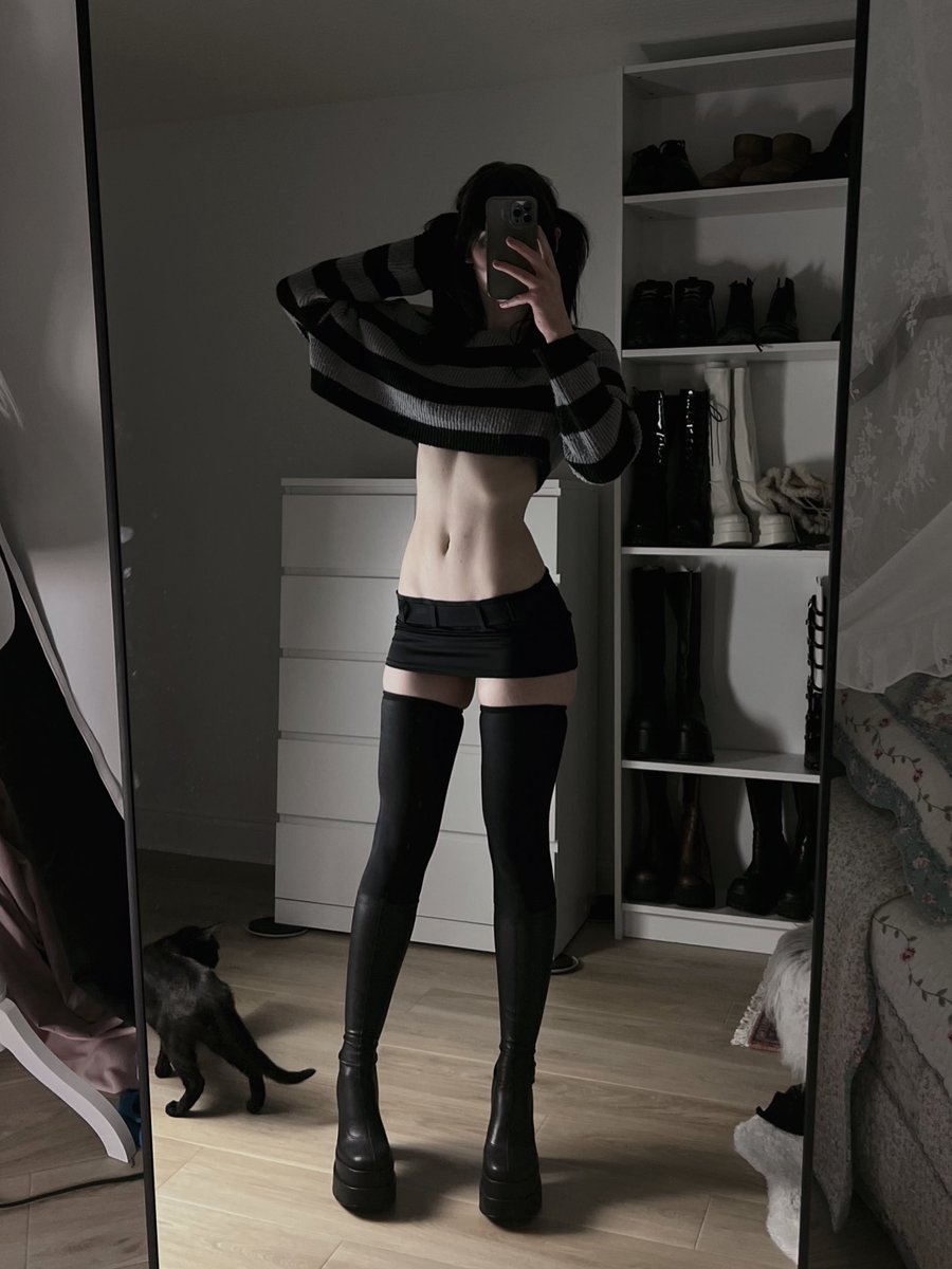 norafawn's tweet photo. leg https://t.co/12N5MqSbVz