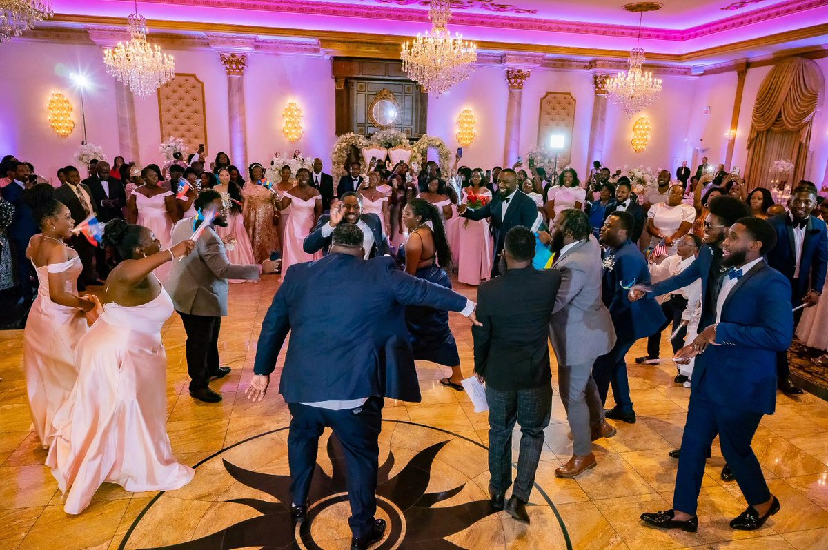 Shaazaam_'s tweet photo. FEEL the vibe, ENJOY the vibe, BECOME the vibe with #YaFavHost 🗣️🎤
.
Book your wedding or special event today 🎶🎶
.
.
📸 @NightShade_92 📷
.
#YaFavHost #bestmcaround #WeddingHost #emcee #host #goodvibes #greatTimes #haitiancomedy #haitianhost #fyp https://t.co/BY7feRTjFM