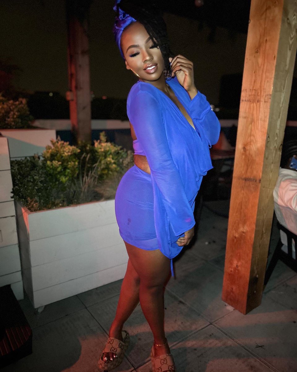 Call me Nina Blue 💙