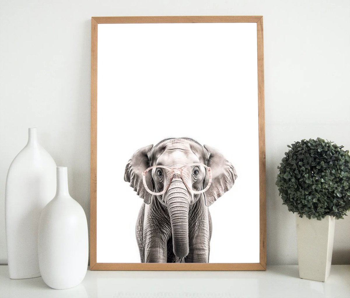 tjaynftart's tweet photo. Lustiger Elefant mit Brille, Dekorative Charmante Stilvolle Wa von TjayPrint https://t.co/0L7SBCS0iT via @Etsy https://t.co/qupLSANn1w