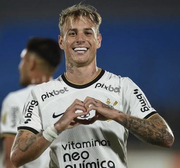 pretoh1910's tweet photo. A diferença entre eles e que um deu o título do Mundial pro Corinthians

O outro nem o paulistão ganhou! https://t.co/0VpjbYCIyS