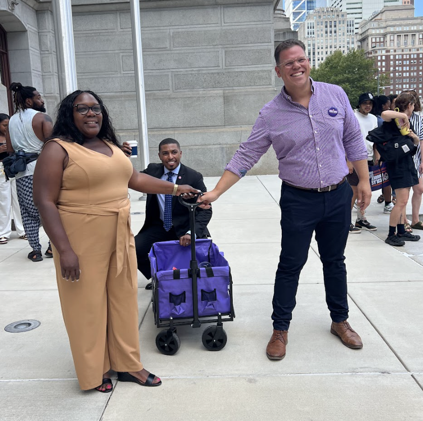 kendraforphilly's tweet photo. Today, we submitted a record breaking nearly 22,000 signatures to get my Working Families Party family - me, @NicForPhilly and @JarrettBSmith -  on the ballot. 

I believe this will be the first of many records we are breaking this election cycle. #ForTheMany https://t.co/FvCGA1naf4