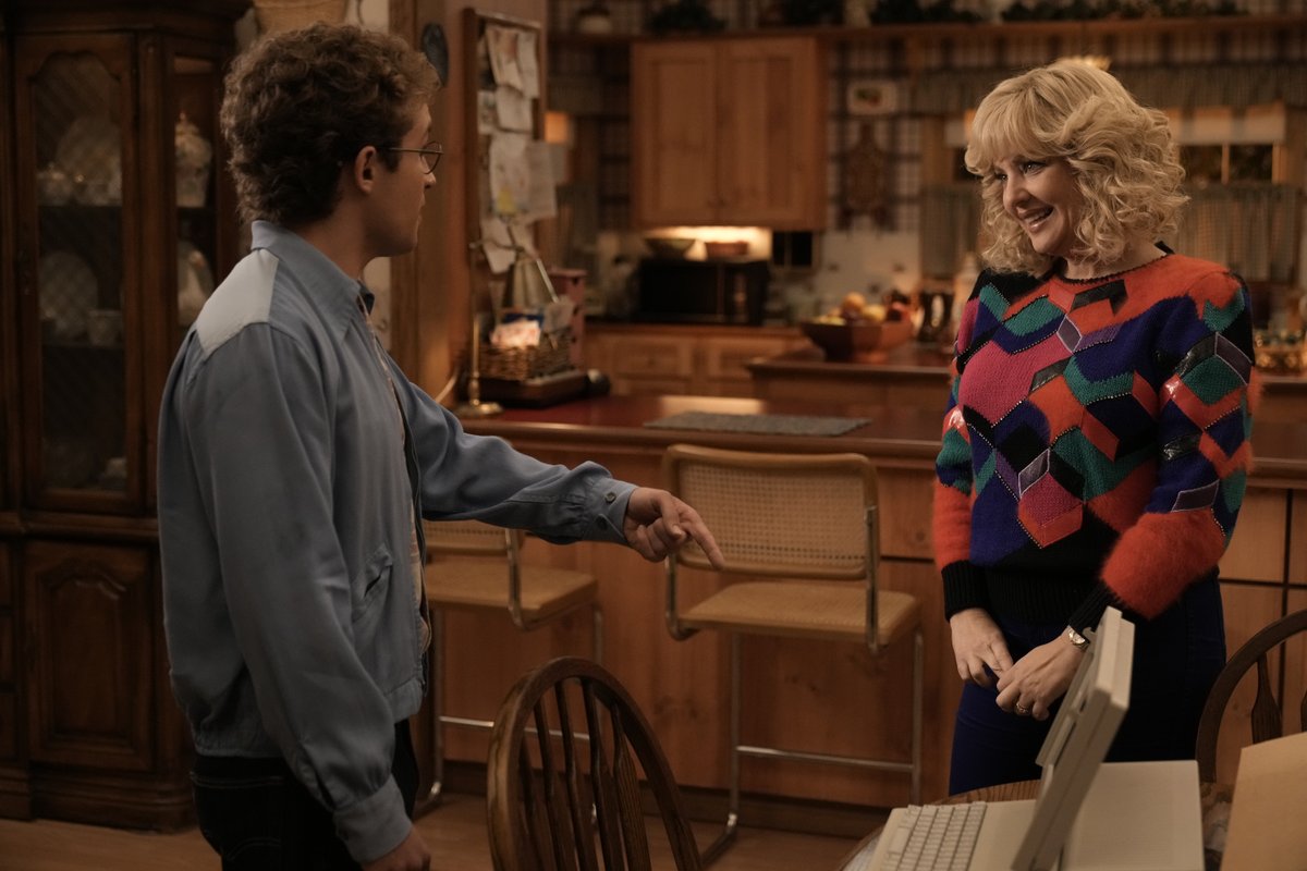 TheGoldbergsABC's tweet photo. Moments we live for 🥺 https://t.co/di3Y9lWSYt