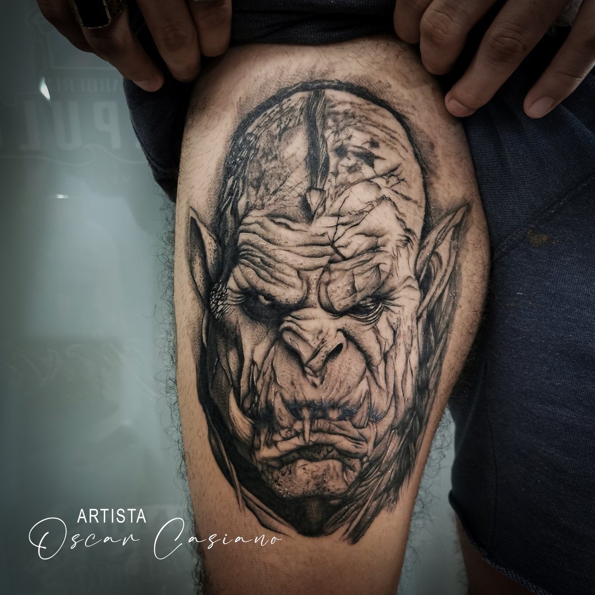 AcapulcoTCenter's tweet photo. Artista: Oscar Casiano
Citas e información al 744 481 1834 📷
#warkraft #ogro #ogrotattoo #viralpost #viral #tattoo #tatuajes #black #acapulco #mexico https://t.co/vsYgqBjvXB