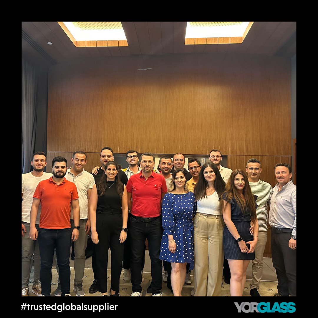 yorglass's tweet photo. Yorglass tedarik zinciri Manisa, Bolu, Çerkezköy ve Eskişehir Lojistik ekipleri olarak, Lojistik Çalıştayımızı Bolu'da başarıyla tamamladık! Birlikte daha güçlüyüz ve daha büyük başarılara doğru ilerliyoruz.

#yorglass #trustedglobalsupplier https://t.co/MRyjaIoGXc