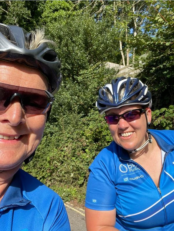 BDPlastics1's tweet image. LEJOG 2023 – DAY 2 – St. Austell to Bovey Tracey – 77 miles

Roads, Ferries &amp;amp; ‘A Brew in Looe’

A day that started with a mechanical issue with Kelly&apos;s bike but involved 2 Ferry Crossings, a Cup of Tea in Looe, numerous hills and lots of sunshine.

lnkd.in/evMmFeMQ