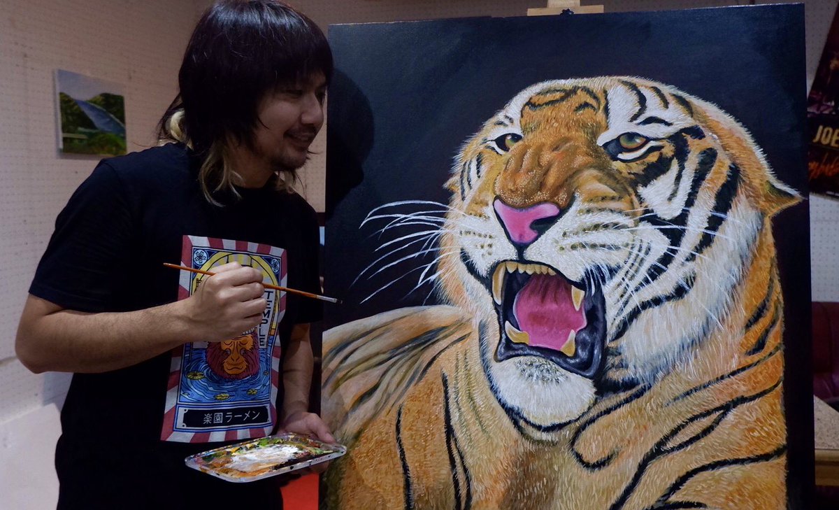 maartstudio's tweet image. I went to take a picture of a tiger at Tiger park Pattaya. It's very exciting because I went to catch the rudder and the tiger roared. So I got this picture to draw.  #tigerpainting #acrylicpainting #gopaint  #tigerparkpattaya
