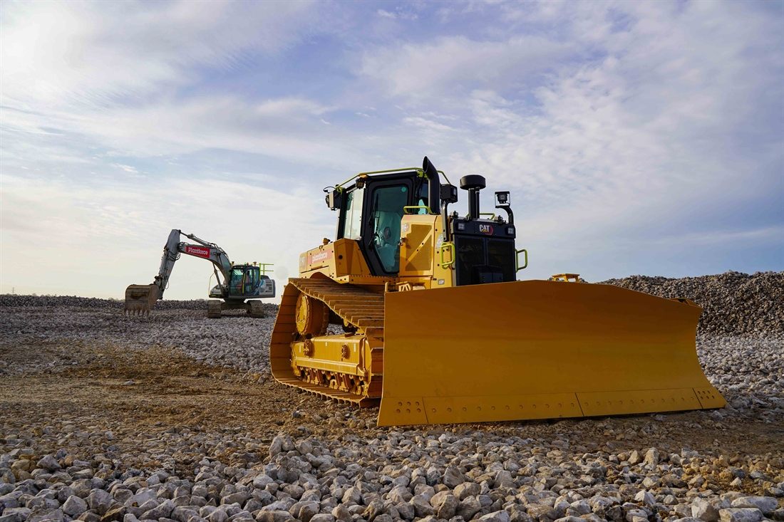 EarthmoversMag's tweet photo. UK plant hire provider Plantforce opens new depot as part of Northern expansion plan.
Read story ⬇️
https://t.co/3unuqPQNzq
-----
#earthmoversmagazine #plantforce #depot #construction #planthire #plantmachinery #plant #excavator #digger #heavymachinery https://t.co/xBYZX5CEiq