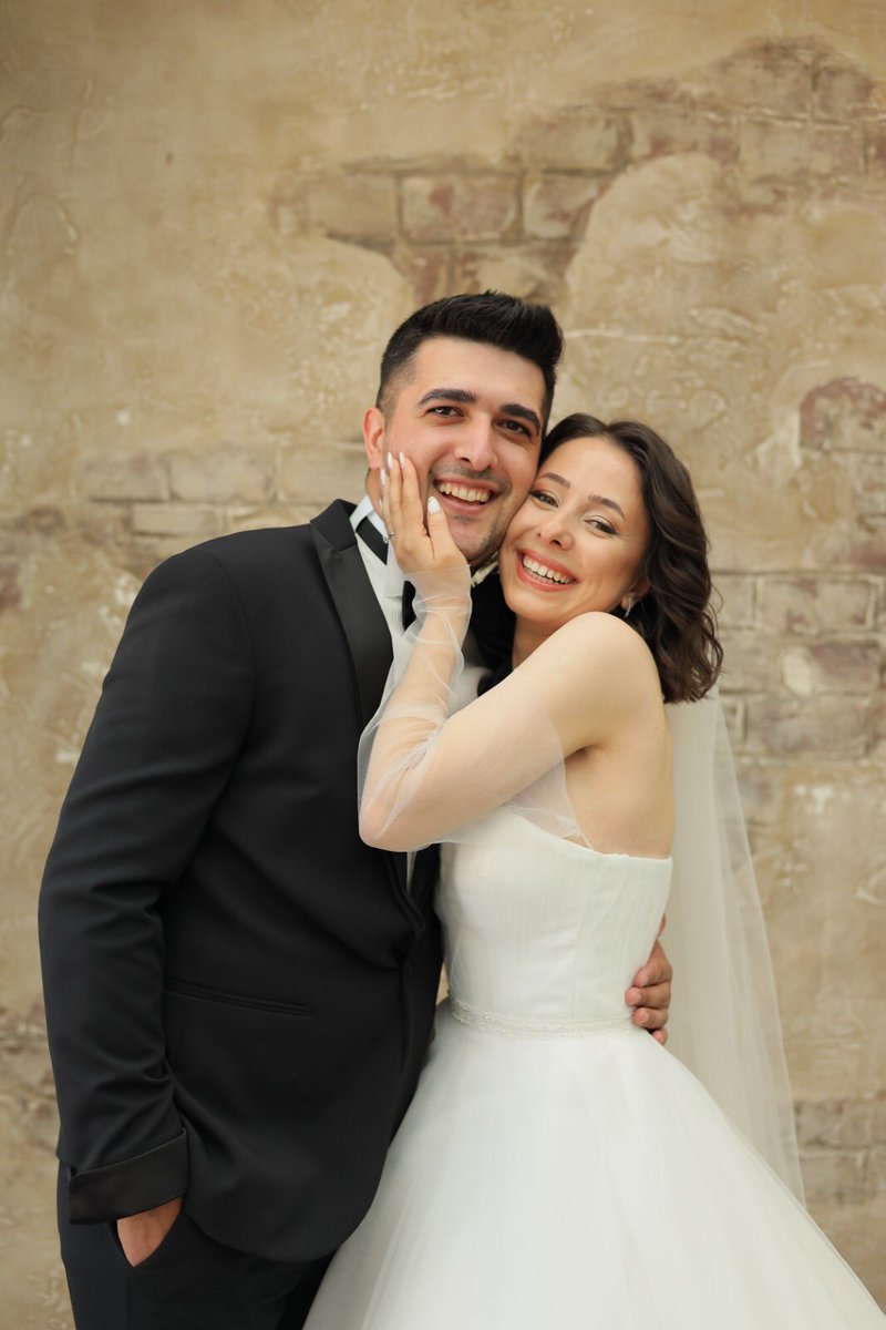 Biz evlendik 🤭 
<a href="/yuemay10/">Yunus Emre Ayyıldız</a> 🐬