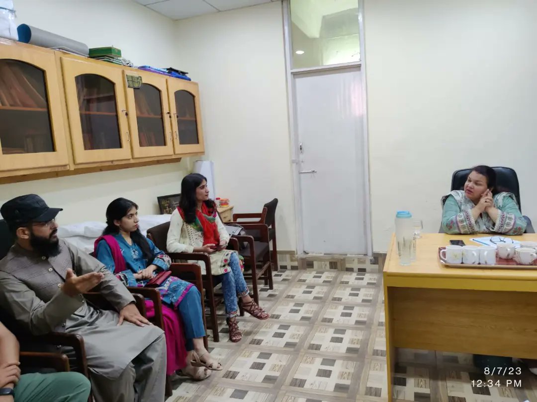 mahamughal_mja's tweet photo. I being Acting Vice President of @GYMclubQAU along with other Senior Cabinet members and Focal persons held a meeting with @instituteofurbanism for #trainings to be planned regarding #solidwastemanagement #environment #Climatechange. I also discussed #Lcoypakistan @nustainable https://t.co/b7BPMbGgdK