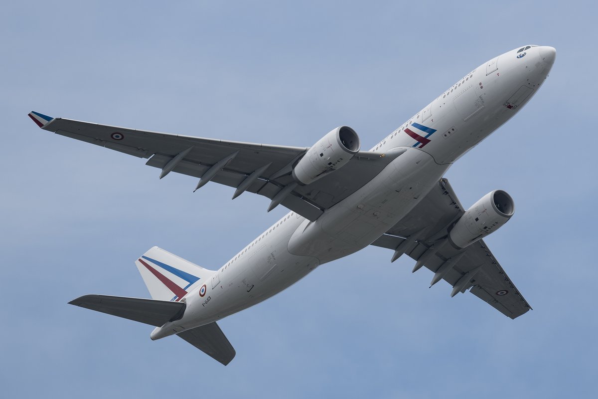 Golf9Photos's tweet photo. à la prochaine!👋😃
A330-243 F-UJCS ERVTS 02.031 ARMEE DE L' AIR
RÉPUBLIQUE FRANÇAISE
#AvGeek #a330 #Esterel #ctm1011 #yokota #unsofa #aviation #aviationphotography #planespotting https://t.co/PLhTGnvVlM