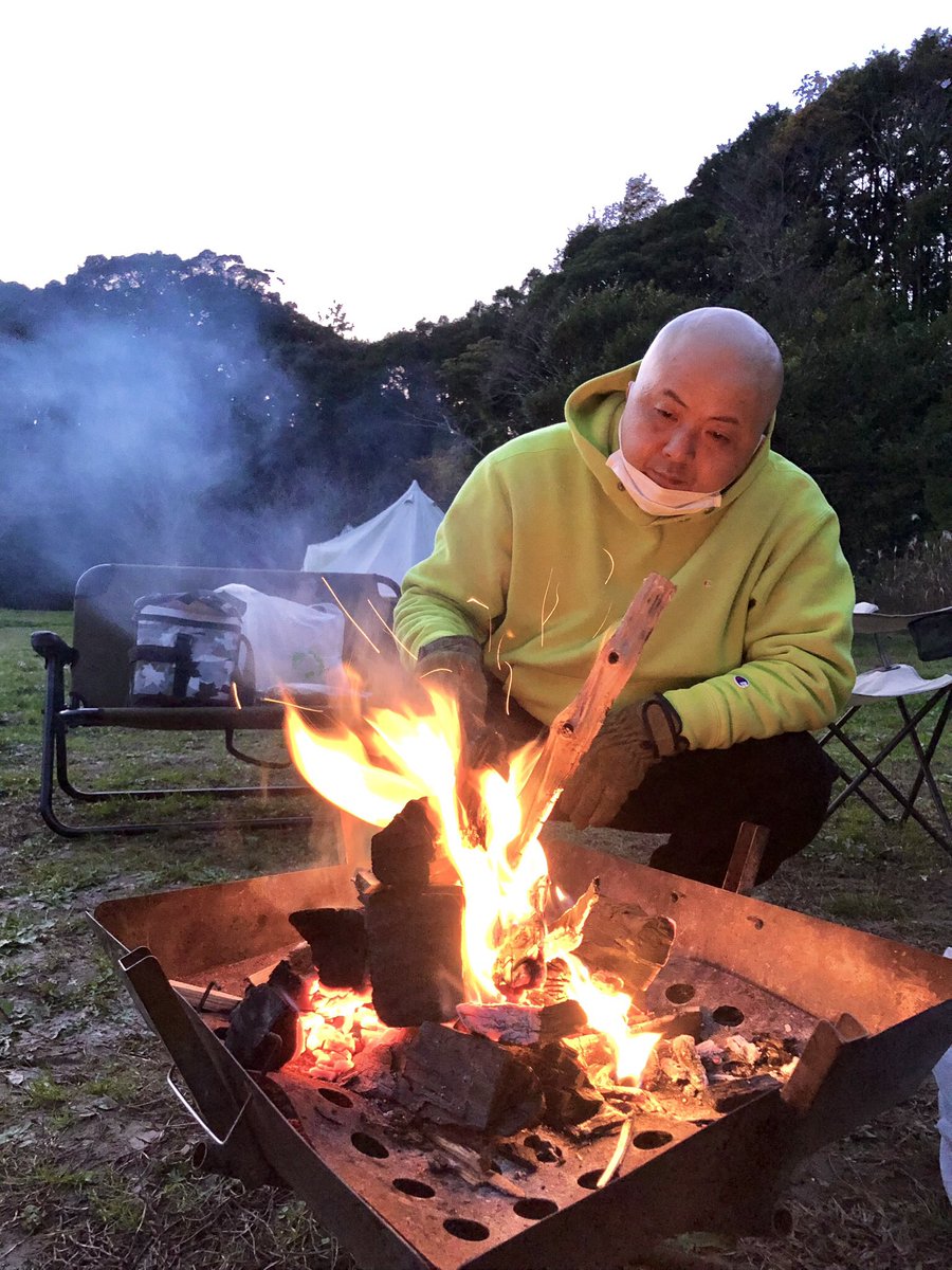 presidentchan's tweet photo. 🏕️
『いつなったらキャンプ行くねん！』
でお馴染みの【西本キャンプ倶楽部】
　
「旅猿」みたいな映像を撮りたくて、自然とそれを意識したカメラワークを勝手にさしてもろてます。
　
https://t.co/xQ1NpPvRE1
　
#西本キャンプ倶楽部 https://t.co/YmeWJzaBgI