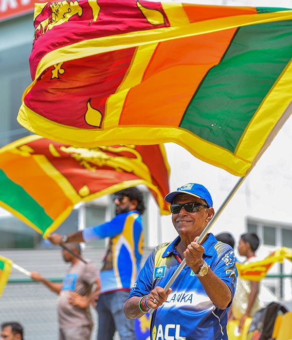 BULLET CLUB FANS tweet media