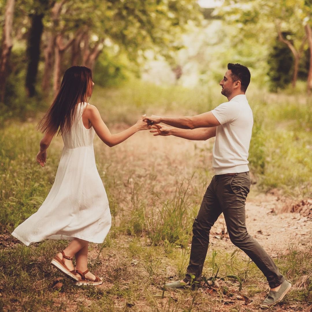 dancebocanegra's tweet photo. “Dancing is being outside of yourself. Bigger, more beautiful, more powerful. This is power, it is glory on earth and it is yours for the taking.”

#Agnesdemille 

#dancelifestyle #dancingaroundtheworld #bocanegrauniversal #dancing #ballroomdance #dancesport #salsa #weddingdance https://t.co/doEyaETfsu