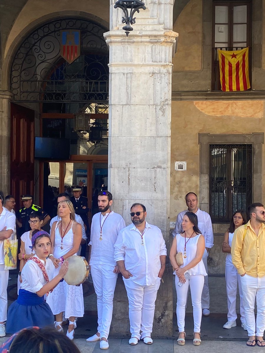 TransformemVNG's tweet photo. La setmana passada vam poder gaudir de la FM, un patrimoni que hem de protegir i gaudir.

Va ser la primera vegada que els 3 regidors de TVNG van participar als actes, una perspectiva que ens ha ajudat a posar en valor, encara més, tota la dedicació, la feina i l'emoció. https://t.co/jHlK2OngZ1