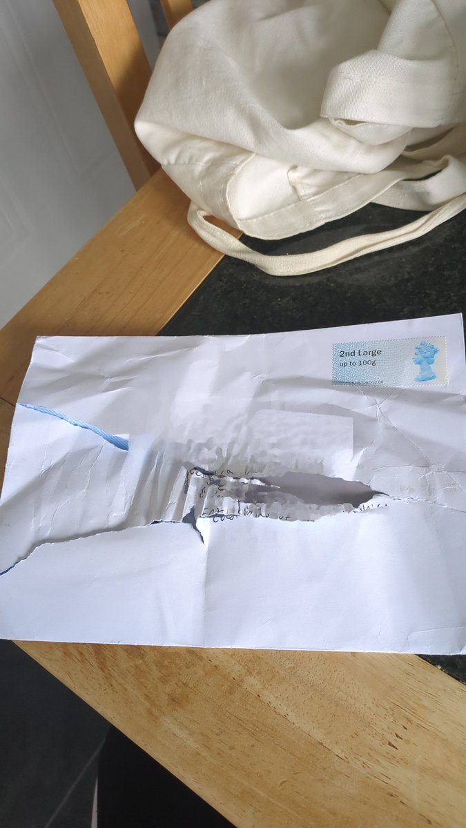 ZoeLouMarts's tweet photo. @RoyalMailHelp starting to think our Postie doesn't like us!! Three separate letters / parcels on three different days!!!! Really not acceptable! https://t.co/W7AcT6FhRg