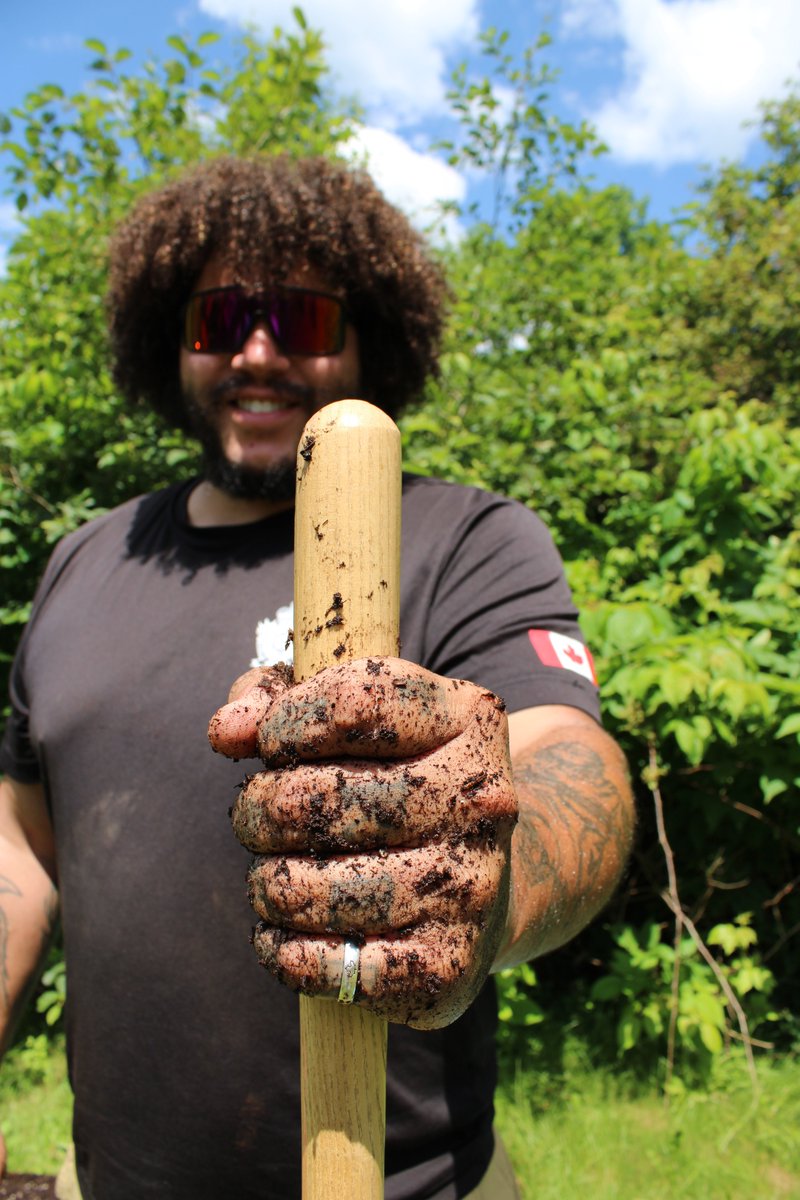 nsccforests's tweet photo. Zachary Scantland-Griffiths, a recent NRET grad, working with sweetgrass under the guidance of Elder Tuma Young and UINR Earth Keepers in Unama'ki (Cape Breton) last week. Love seeing students wearing those Silver Rings proudly out in the field! @CIF_IFC https://t.co/KmsUWMXq9P