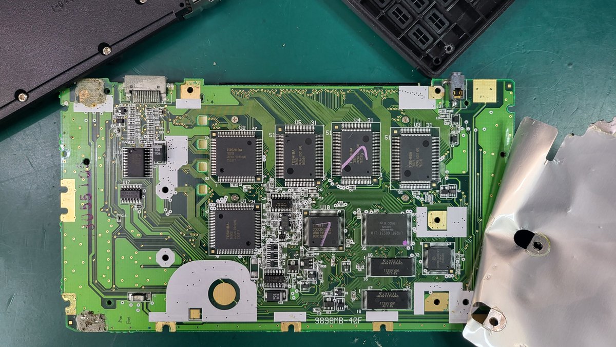 Deus ex Silicium tweet media