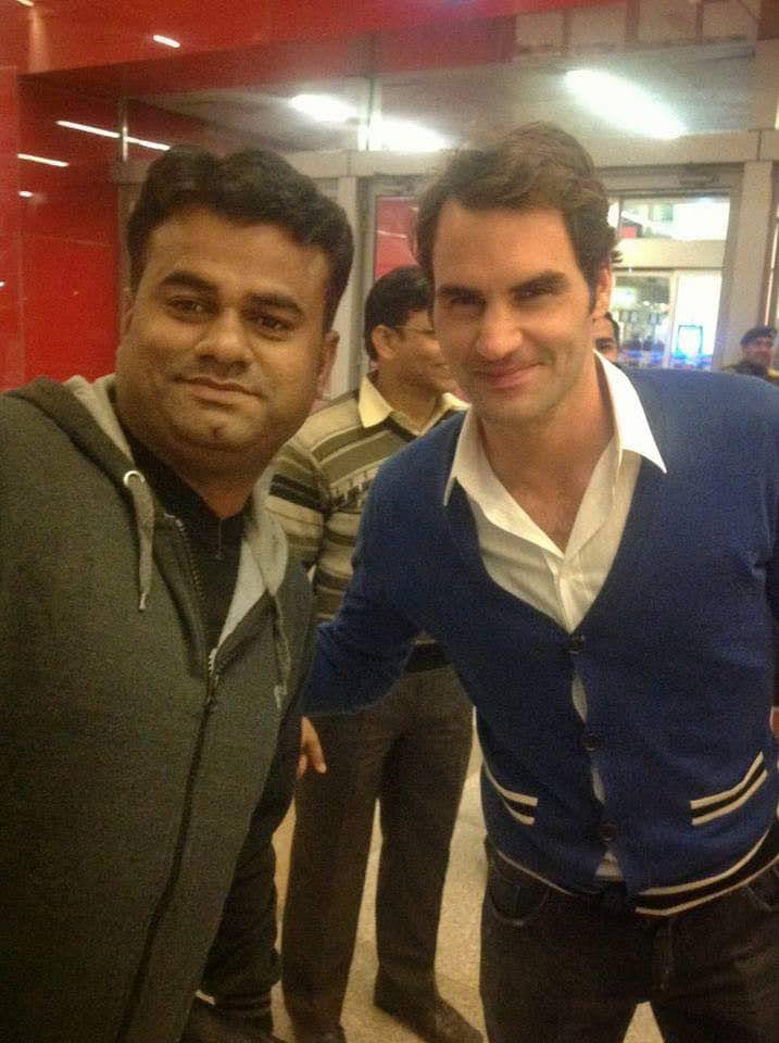 KishoreRF's tweet photo. Happy birthday @rogerfederer 🎂🎉🎁 https://t.co/Yc4cIrRien