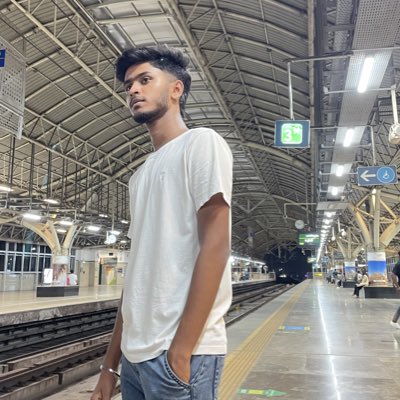 Dhanushankar7's tweet photo. #NewProfilePic https://t.co/9uONdcf3wv