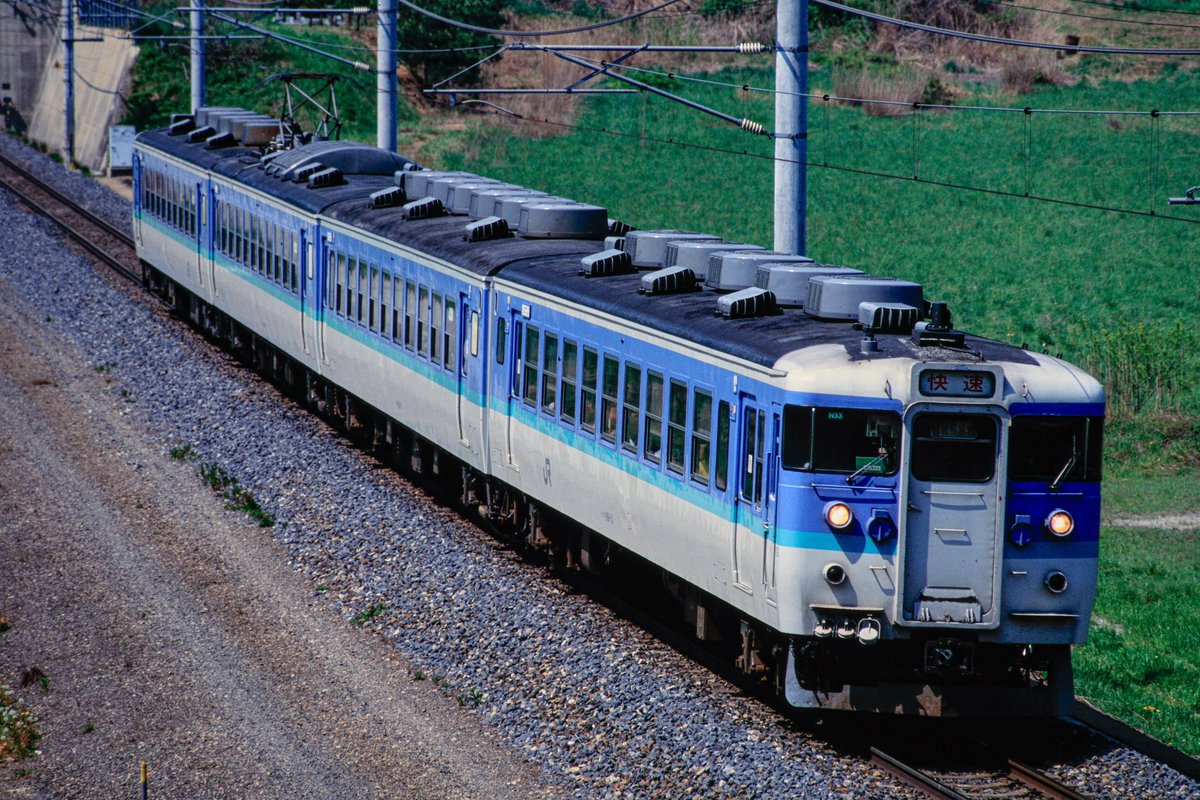 169系長ナノ快速みすず 長野の169系はサハ165を組込んだ4両編成 信州色