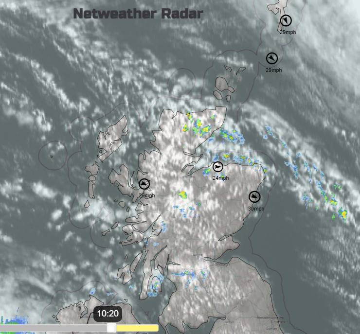 jofwx's tweet image. Big shout out to the Posties of Scotland today as the @sqanews results envelopes are delivered. Fine and sunny for most, bit blustery with a few more showers appearing through the morning from the west. @RoyalMail #SQA