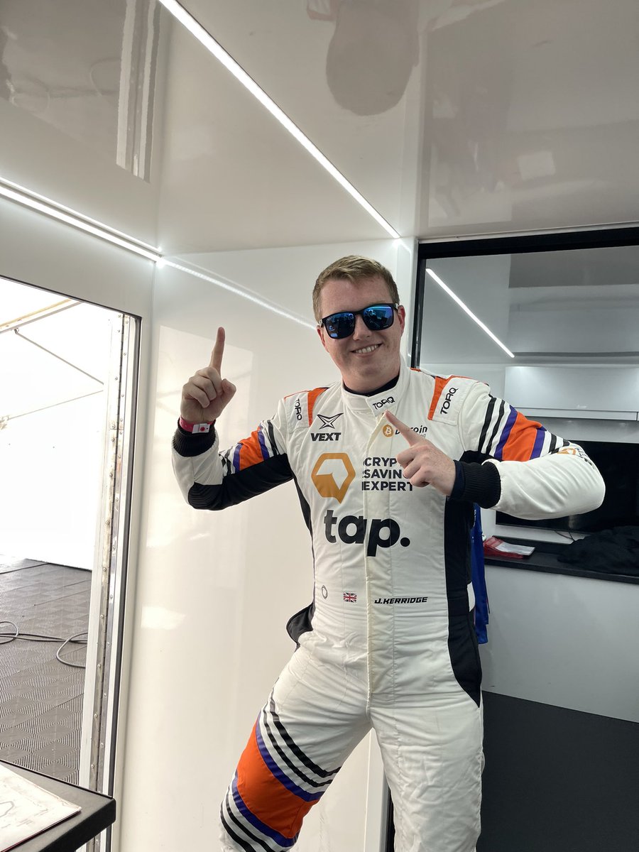 MartiniGuyYT's tweet photo. LETS GO RACING @Tap_Fintech 🤙🏁

KNOCKHILL THIS WEEKEND! https://t.co/rLW8op6ETy