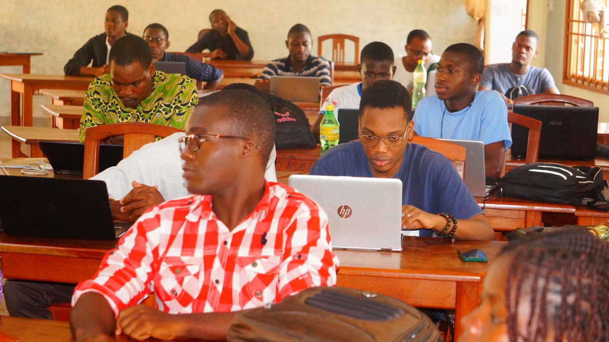 QuantEcon tweet media