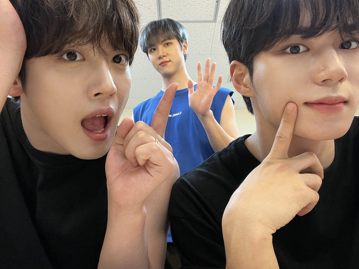 [#준서] 삼김즈 퇴근했다요😊