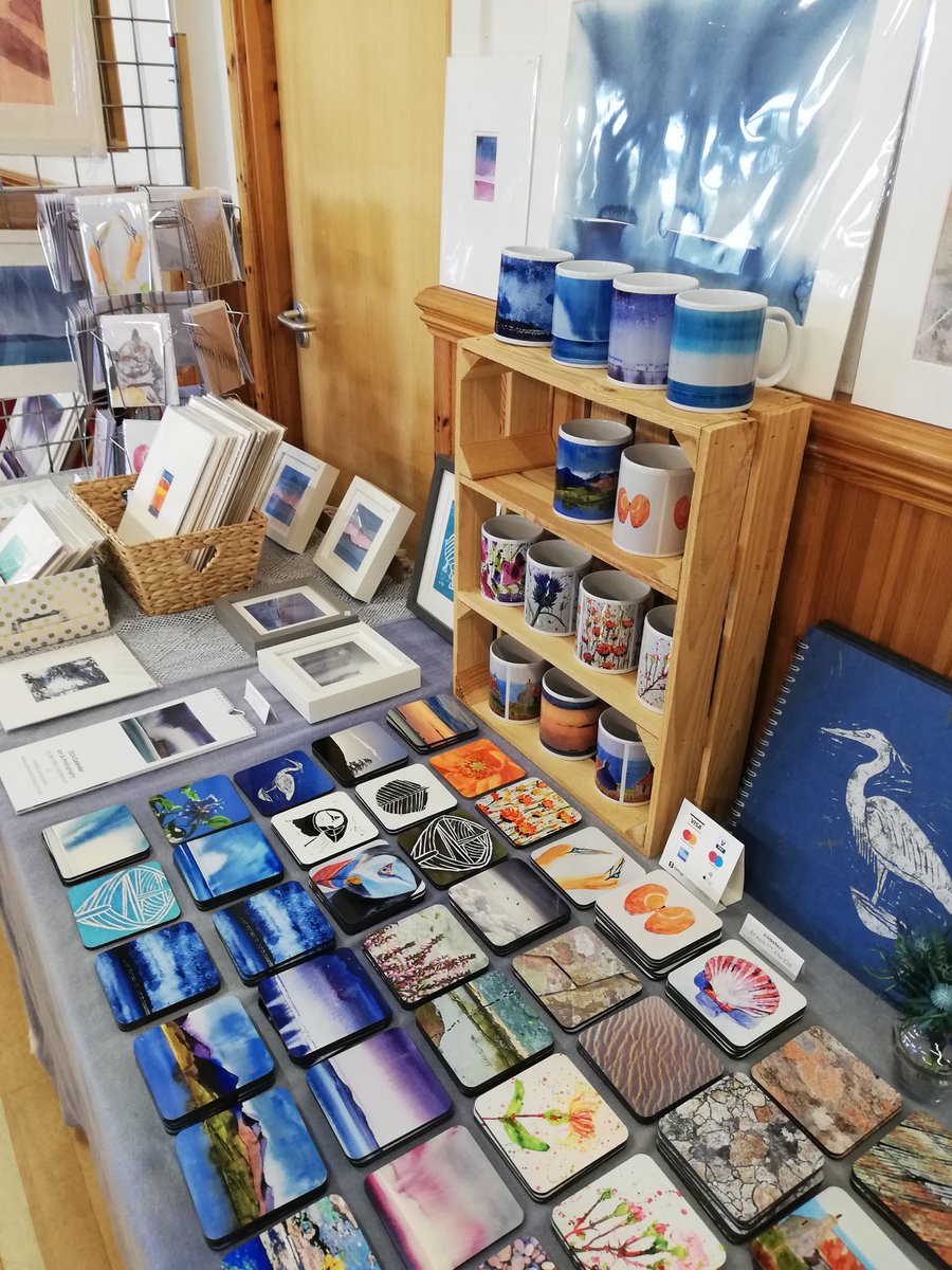 PebblesJennifer's tweet photo. All set up at Poolewe Tuesday Market. Here till 2.30pm. #poolewe #nc500 #localmarket #scottishart #scottishartist #scotland #gifts https://t.co/I5eG0ZESqM