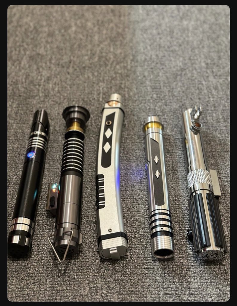 n_sabers's tweet photo. Prefer? https://t.co/6RATLqWqcL