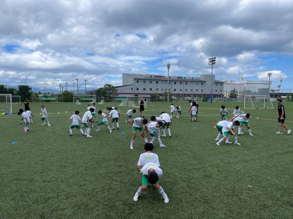 CelticFCJPN's tweet photo. 🍀🇯🇵 セルティックサッカーキャンプは福岡に到着👋🏻

日本での最終目的地でのキャンプがついに始動！

将来が楽しみな才能溢れる少年少女たちとの三日間を全力で駆け抜けます🙌

#CelticFC #GoalAppJapan https://t.co/hiArR9r189