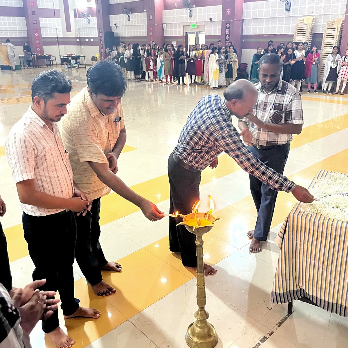 iihtbargarh's tweet photo. Some glimpses of #NationalHandloomDay2023 celebrated @iihtbargarh. The #students organized a #fashionshow using #Handloom products especially #sambalpuri_sarees and other dress material for its promotion. https://t.co/kQAYYRuYCu