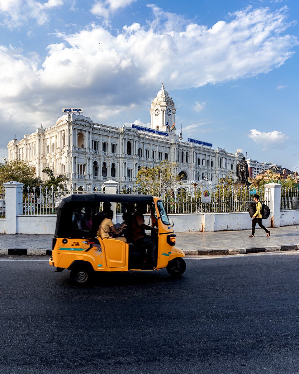 viewsofdk's tweet photo. Chennai that makes all citizens live.

#Chennai #nammachennai #TamilNadu #yourshotphotographer #natgeoindia #NFT #singarachennai https://t.co/GAVzC8E7dc
