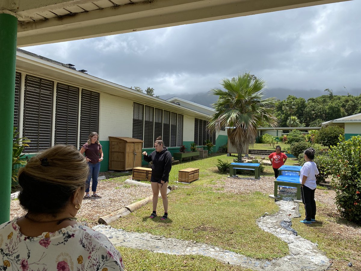 Kumu Malia sharing about our outdoor learning space. #waiaholees #smallschoolbigheart #smallschoolsmatter #Mauka2Makai #outdoorlearning #placebased