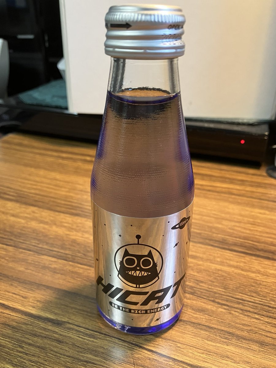 HICAT(<a href="/HICAT_Hi_ENERGY/">HICAT｜マタタビエナドリ公式</a>)様からエナドリHiENERGYを提供して頂きました!!

綺麗な色で味はさっぱりしてて独特のクセみたいなのがないので飲みやすいです!あと!ノンカフェインなのでいつでも飲めるのが最高です!!

購入はこちらから!!
↓↓ 
amazon.co.jp/dp/B0C2C15G3W?…… 

#HICAT #マタタビエナドリ