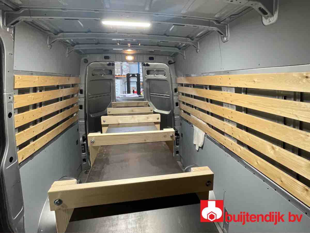 Buijtendijkbv's tweet photo. Ken je dat? Je komt bij je favoriete winkel maar je kofferbak blijkt net โietsjesโ te klein te zijn. Uiteraard komen wij je spullen dan graag bij je brengen! (Al bleek onze kofferbak stiekem ook net ietsjes te klein) wat mogen we bij jou komen brengen? #beteraf https://t.co/pHspiZql77