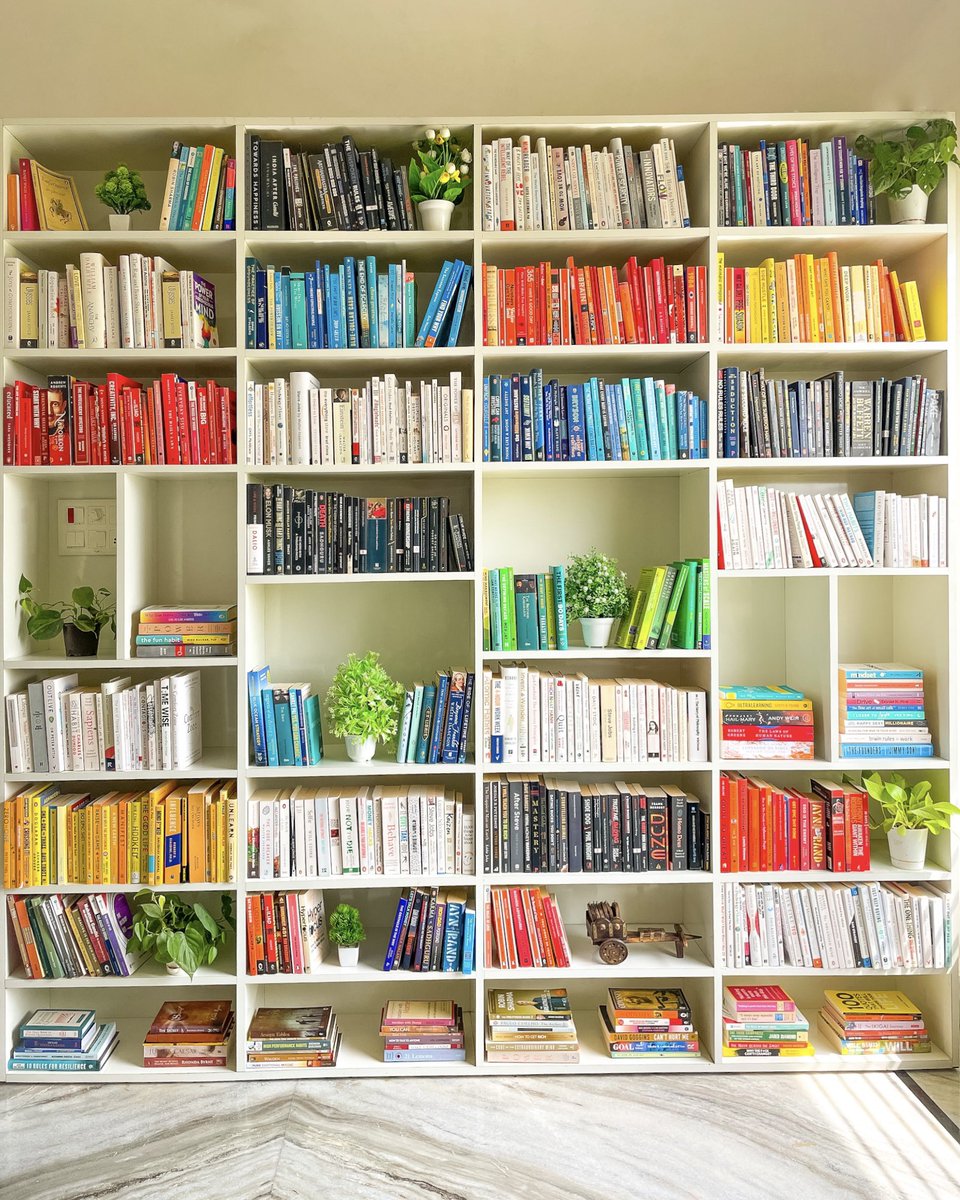 My bookshelf 📚