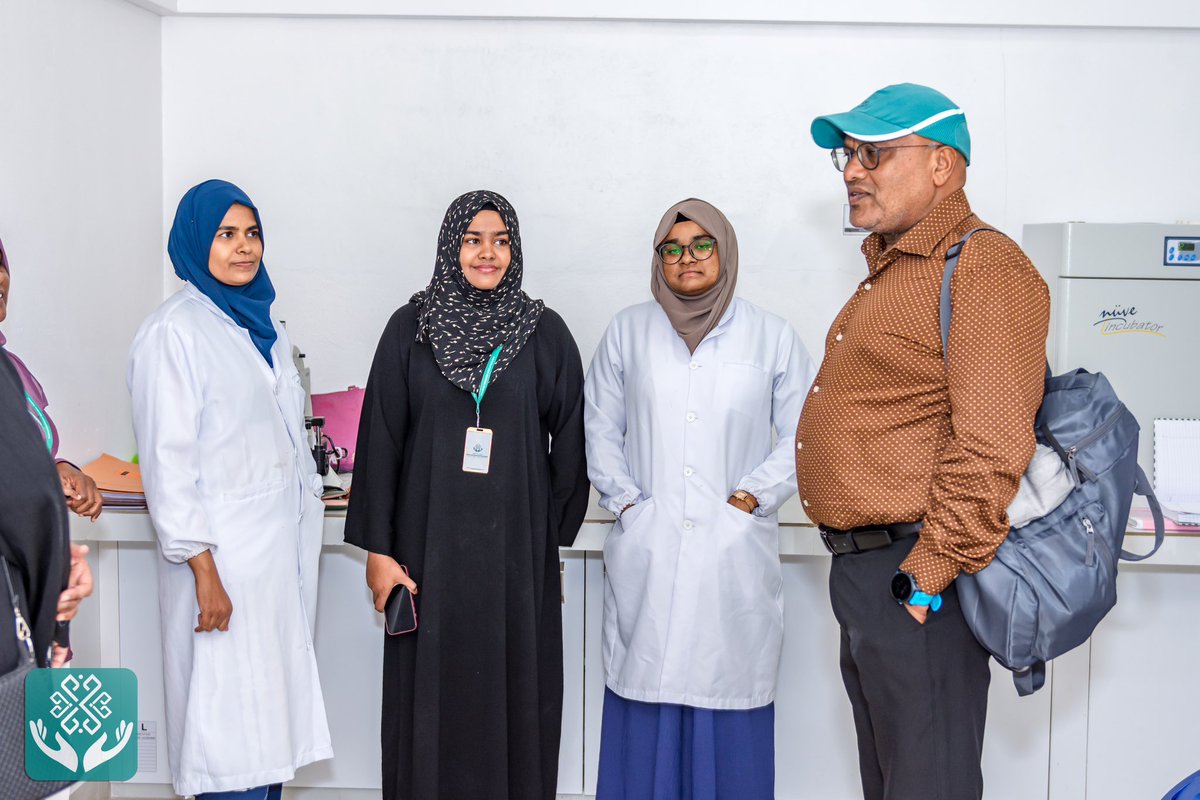KRHmv's tweet photo. Secretary, Cabinet Affairs at @presidencymv , Mr. Ahmed Hassan Didi toured the KRH facility accompanied by Chairperson, Ms. Aminath Gasim and Deputy Director General, Ms. Khadeeja Ali. Mr. Didi will monitor the progress of implementation of the Strategic Plan of KRH during his official tour.