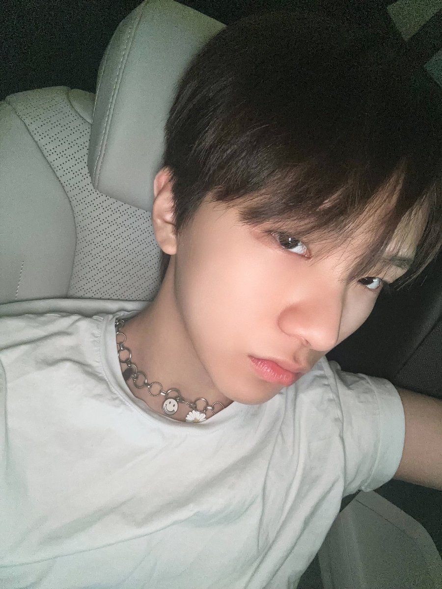 กิ้น tweet media