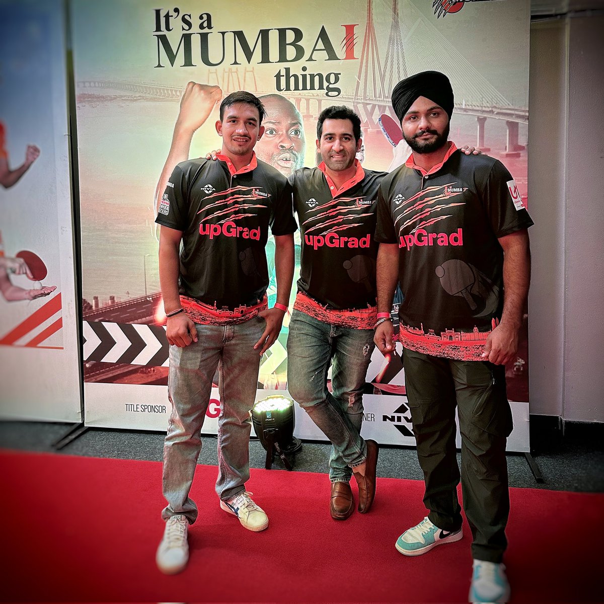 suhailchandhok's tweet image. A big welcome back to the two pillars of our @umumba defense - Surinder &amp;amp; Rinku for Season 10 @ProKabaddi 💪🏽🔥🙏🏽

#UMumba | #Mumboys | #ProKabaddi | #Mumbai | #MyMumba 

@RonnieScrewvala | @UMumba_Mandali