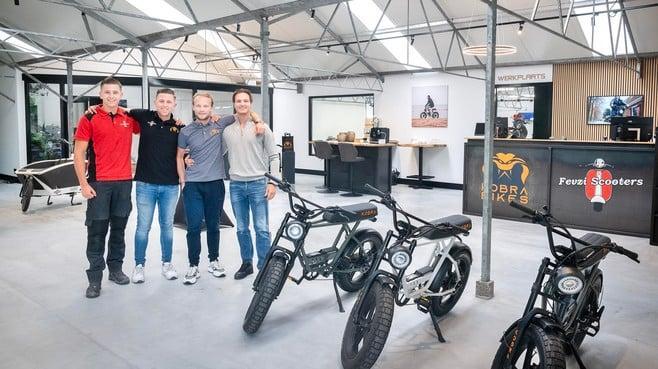 hdhaarlem's tweet photo. Drie twintigers starten fatbike-merk Kobra in Haarlem. Fevzi Cakici (26) maakt jongensdroom waar met eigen fatbike-merk https://t.co/Y8WSPD9Ctf https://t.co/lfgIGP1AFV