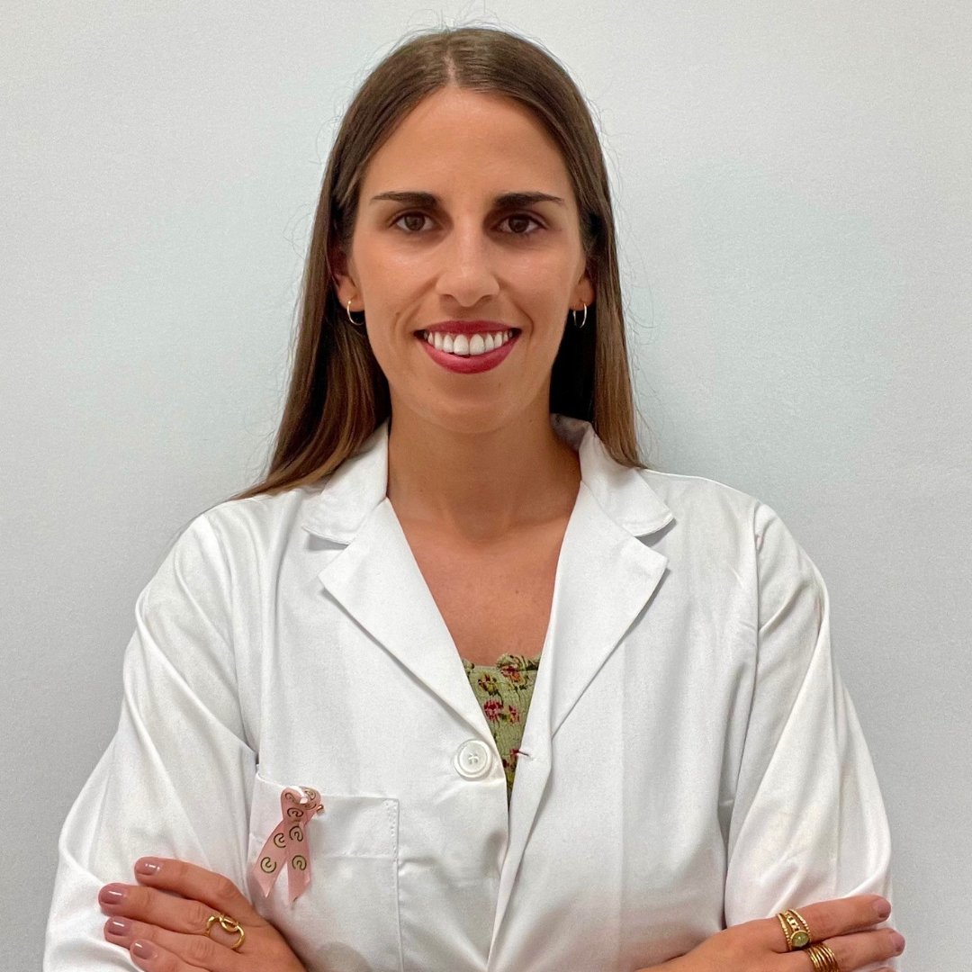 🔵 #TalentoUGCI Victoria Sánchez es Graduada en Bioquímica con Máster en Investigación Traslacional y Medicina Personalizada por <a href="/CanalUGR/">Universidad Granada</a>. Actualmente trabaja como Investigadora Postdoctoral en el grupo de Biopsia Líquida (ONCO-1) liderado por el Doctor Iñaki Comino en el CIMES